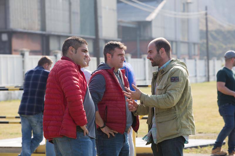 La multinacional ha comunicado a los comités de empresa de sus tres factorías españolas y al comité europeo su decisión de cerrar las instalaciones de Avilés y Coruña. 