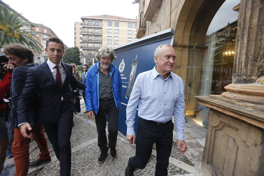Los galardonados con el Premio Princesa de los Deportes visitarán mañana la Vega de Urriellu y Sotres, si el tiempo lo permite