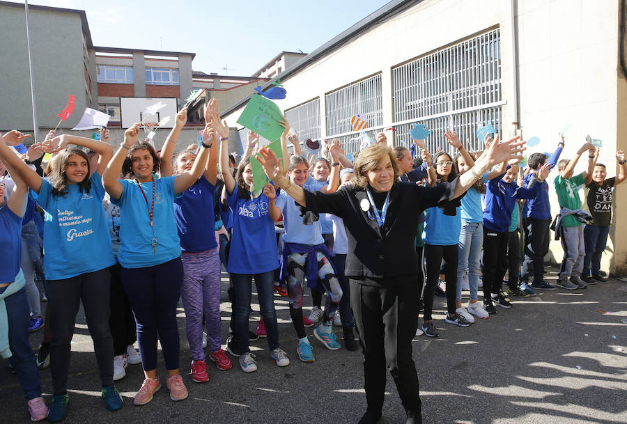 La premio Princesa de Asturias 2018 de la Concordia Sylvia A. Earle visita a los alumnos del IES Doña Jimena