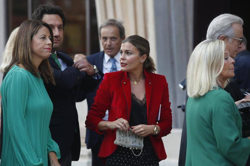 El recital en el Auditorio Príncipe Felipe ha sido el acto principal de la primera jornada de los Reyes en Asturias, que además ha contado con la asistencia de cuatro de los galardonados: Michael J. Sandel (Ciencias Sociales), Alma Guillermoprieto (Comunicación y Humanidades); la oceanógrafa Sylvia A. Earle (Concordia) y el paleontólogo sueco Svante Pääbo (Investigación Científica y Técnica).