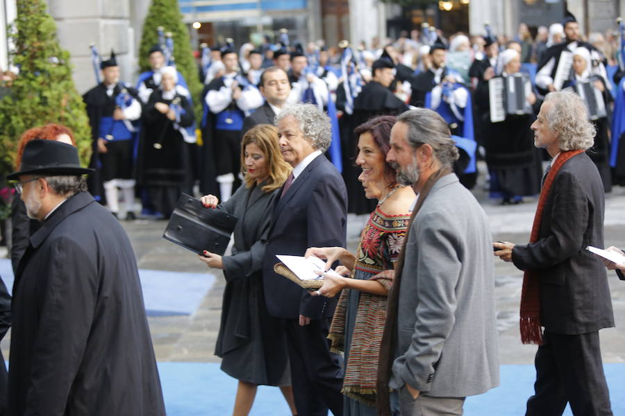 Fotos: La alfombra azul de los Premios Princesa de Asturias 2018