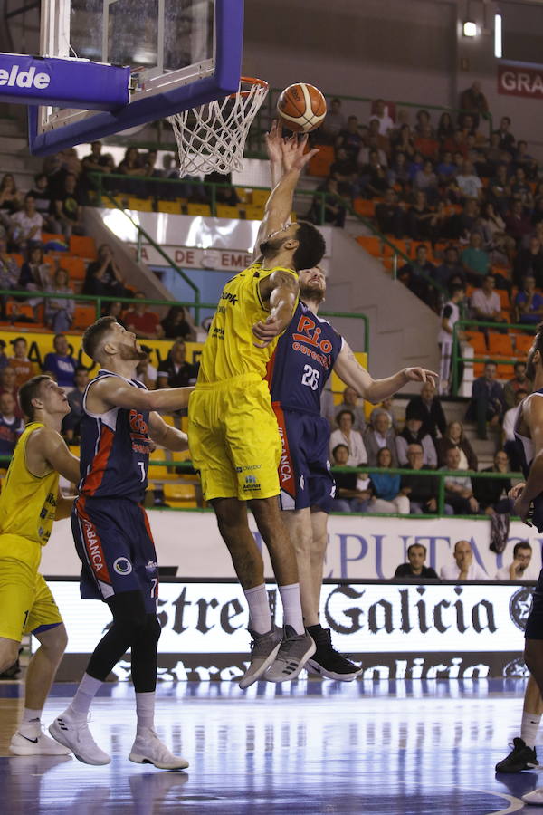 Fotos: Las imágenes del Liberbank Oviedo - Orense