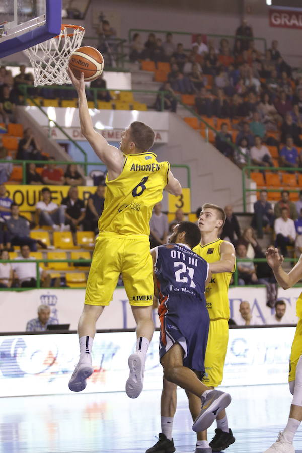 Fotos: Las imágenes del Liberbank Oviedo - Orense