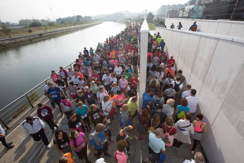 Fotos: ¿Estuviste en la Marcha Solidaria de LA VOZ DE AVILÉS? ¡Búscate!