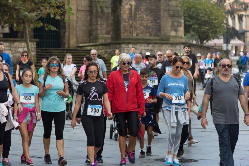 Fotos: ¿Estuviste en la Marcha Solidaria de LA VOZ DE AVILÉS? ¡Búscate!