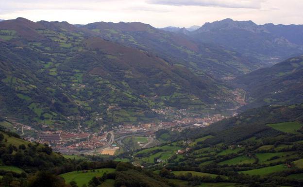 Panorámica del valle de Aller.