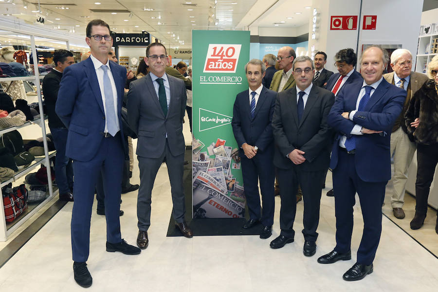 El Corte Inglés inaugura una exposición con portadas de EL COMERCIO para conmemorar su 140 aniversario. Se podrá visitar en la planta baja del centro comercial hasta el próximo 16 de noviembre