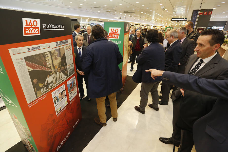 El Corte Inglés inaugura una exposición con portadas de EL COMERCIO para conmemorar su 140 aniversario. Se podrá visitar en la planta baja del centro comercial hasta el próximo 16 de noviembre