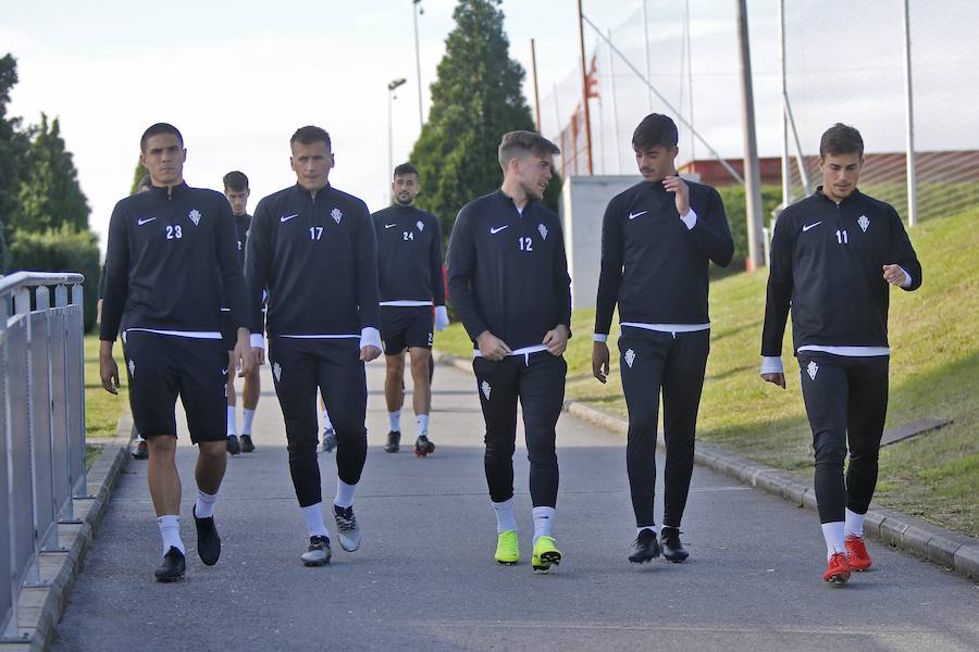 El equipo rojiblanco se prepara para el partido de la Copa del Rey ante el Eibar