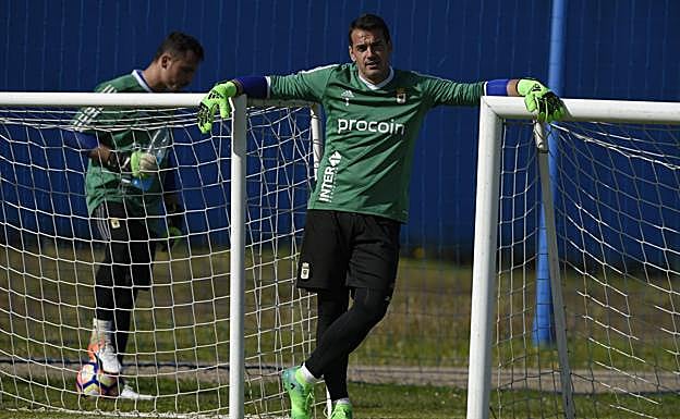 Esteban y el Real Oviedo acuerdan la resolución del contrato que los vinculaba