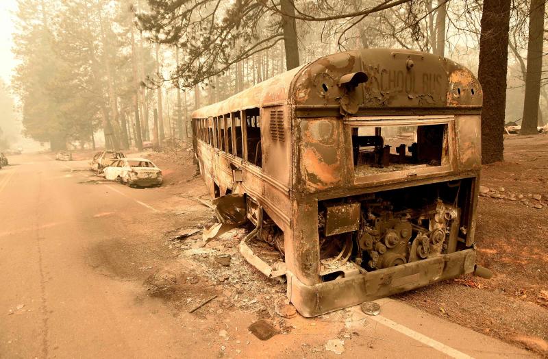 El condado de Buttle es hasta ahora el más afectado, con Camp Fire arrasando con 280 kilómetros cuadrados. Al menos cinco personas han perdido la vida al verse atrapadas por las llamas