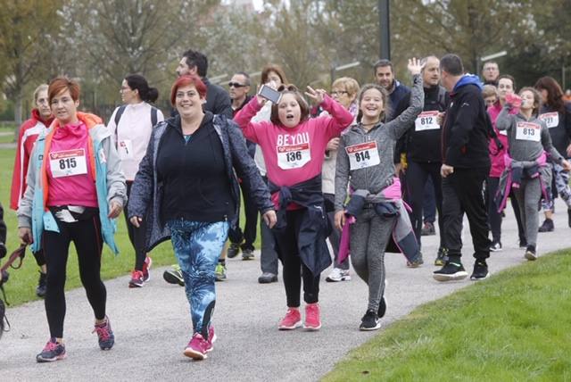 Fotos: ¿Estuviste en la VI Marcha Gijón Solidario? ¡Búscate!