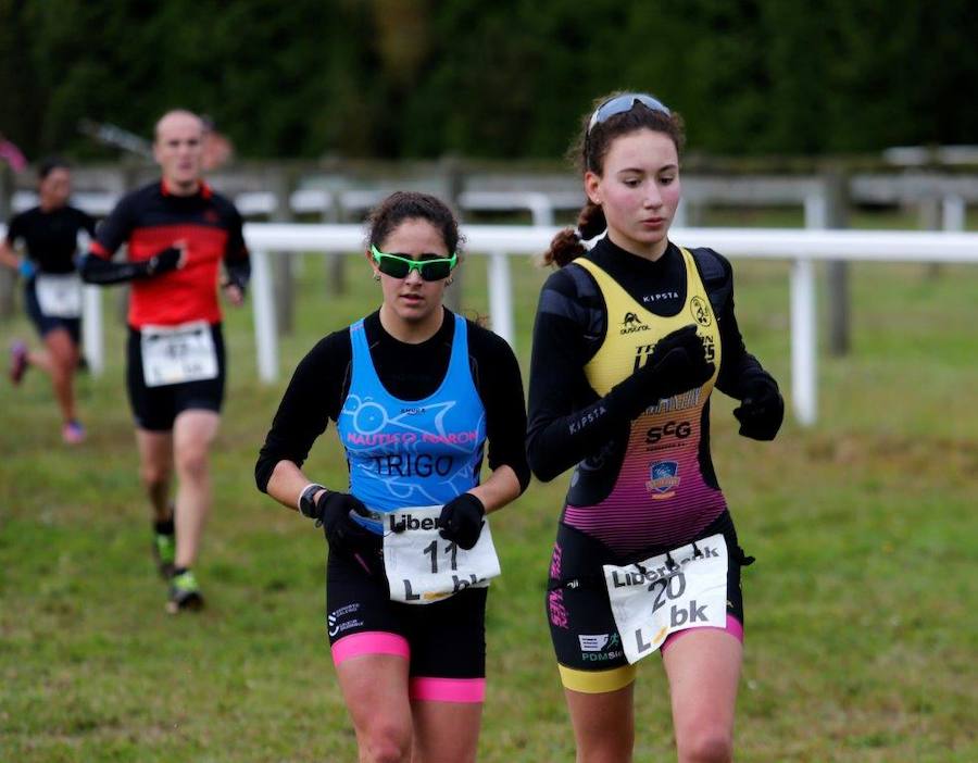 Fotos: ¿Estuviste en el duatlón El Asturcón en Oviedo? ¡Búscate!