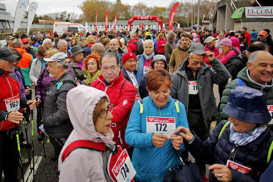 Fotos: ¿Estuviste en la VI Marcha Gijón Solidario? ¡Búscate! (2)