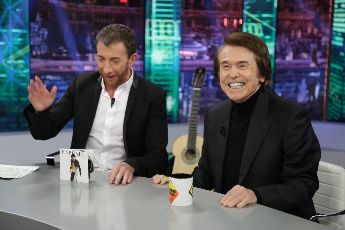 'El Hormiguero': Raphael a Pablo Motos, «te creía más listo»