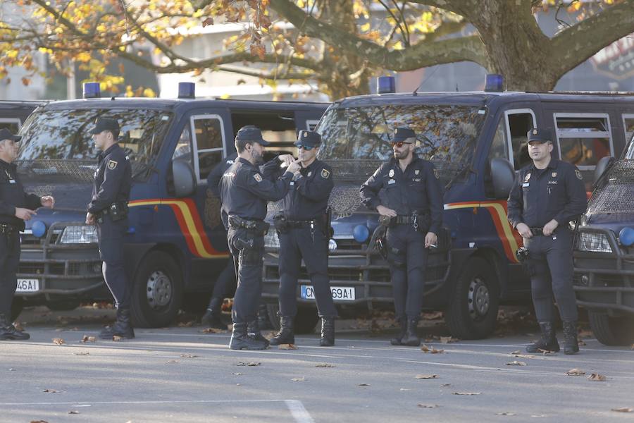 La Mareona se dirige a la capital asturianas para ver el encuentro que se disputa en el estadio Carlos Tartiere.