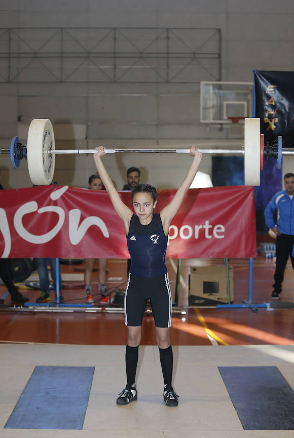 Fotos: Campeonato de halterofilia en el Pabellón de los Deportes Adolfo Suárez