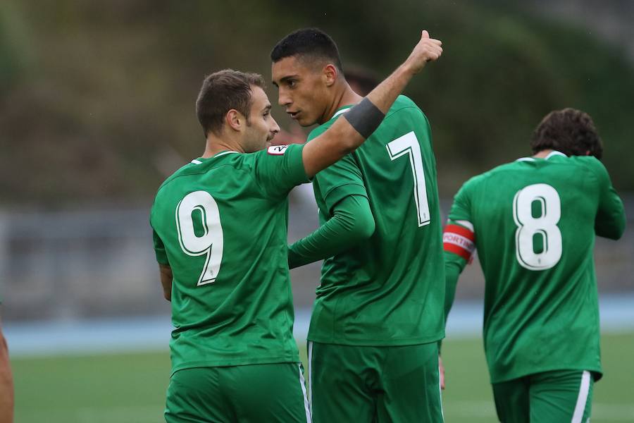 El filial del Sporting ganó (1-2) al CD Vitoria. 