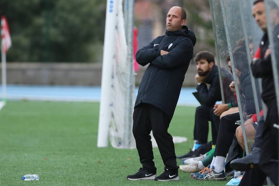 El filial del Sporting ganó (1-2) al CD Vitoria. 