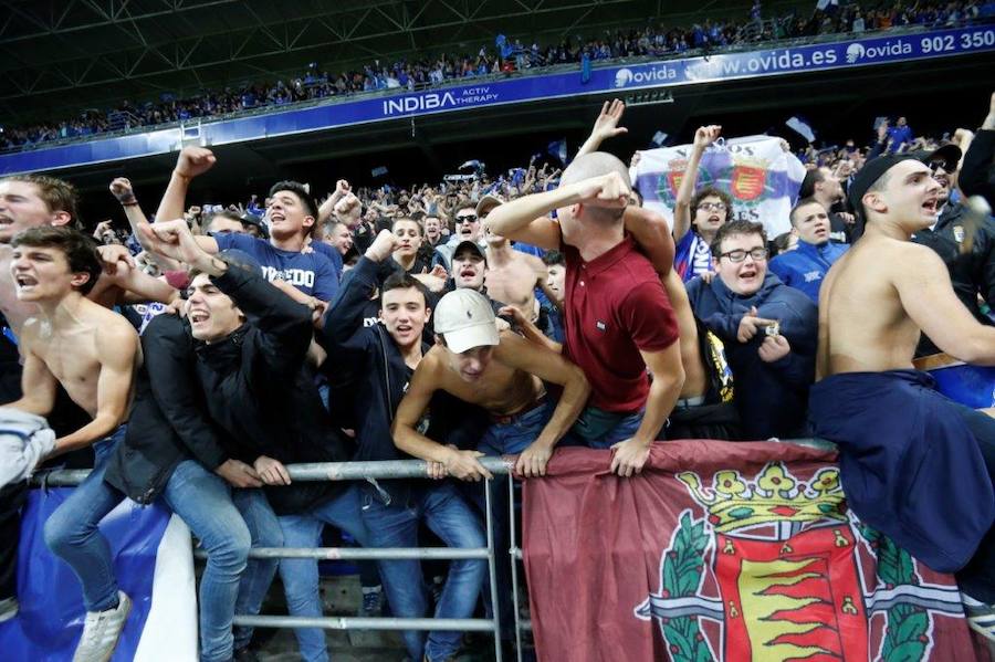 La afición del Real Oviedo explotó de alegría en el Tartiere ante el triunfo de su equipo.