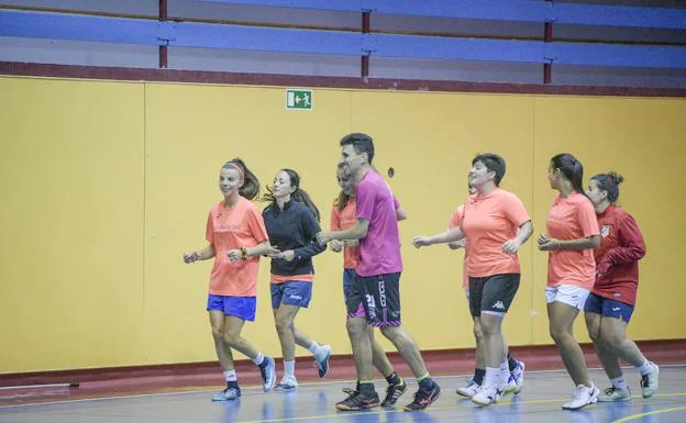 Rodiles contra el Calceatense, fútbol femenino en Asturias