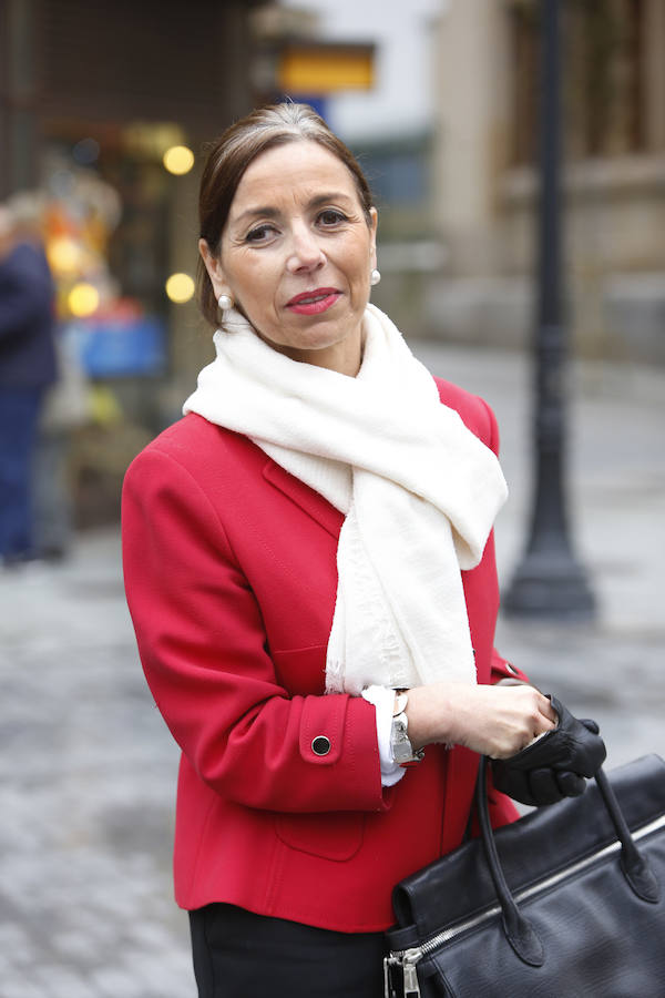 Ángeles Fernández-Ahúja. 55 años. Abogada. Gijón. «La educación y el ambiente familiar son la clave para erradicar el maltrato»