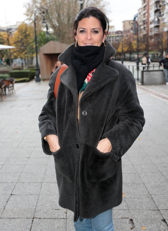 María Vázquez. 49 años. Encargada de tienda. Avilés. «Nos tenemos que solidarizar porque es de vergüenza como está el tema»