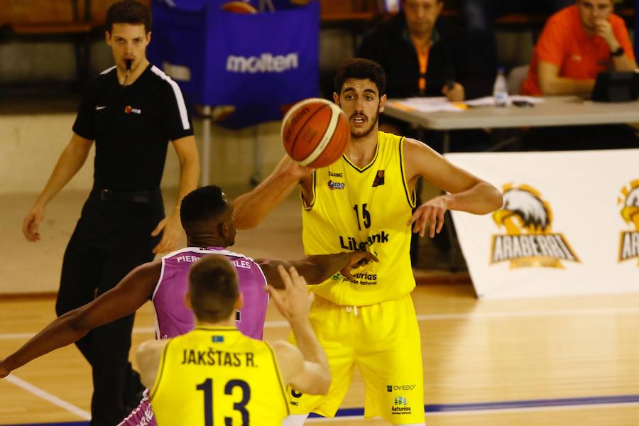 Fotos: Araberri 74 - 72 Liberbank Oviedo, en imágenes