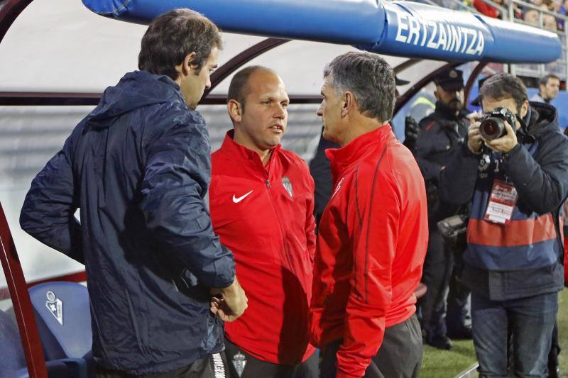 Encuentro disputado en el campo de Ipurúa. 