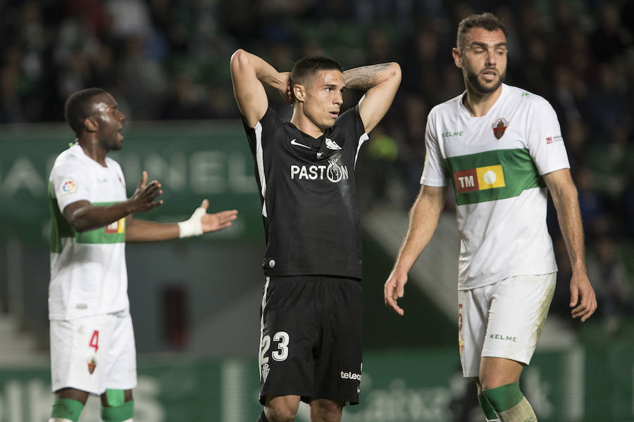 Fotos: Elche 0-0 Sporting, en imágenes