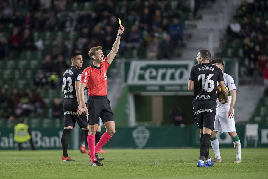 Fotos: Elche 0-0 Sporting, en imágenes