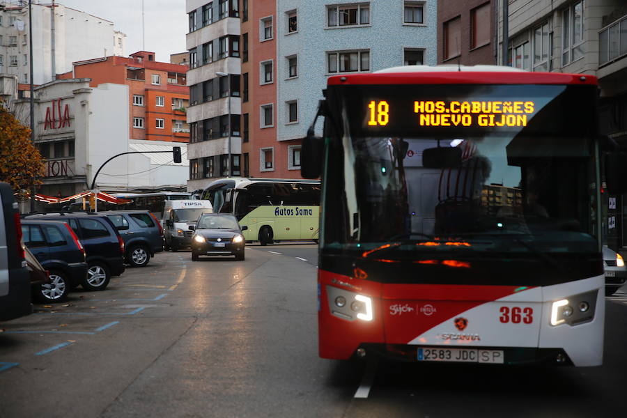 La protesta de los sindicatos minoritarios cortó el acceso a la ciudad por Sanz Crespo