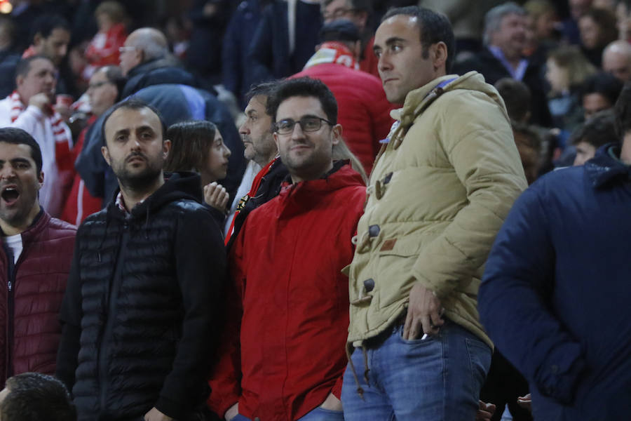 Fotos: ¿Estuviste en el encuentro del Sporting contra el Mallorca? ¡Búscate!