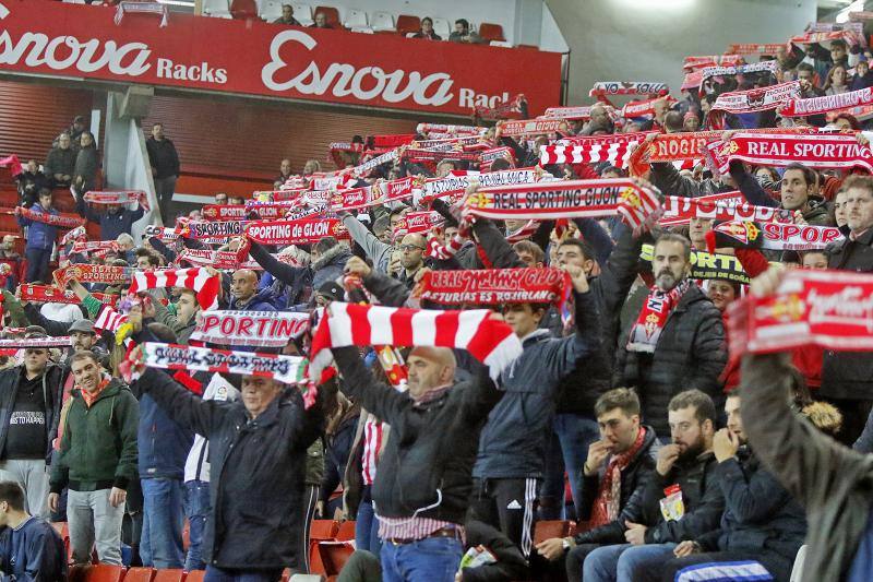 Fotos: Los mejores instantes del Sporting - Granada (1-0)