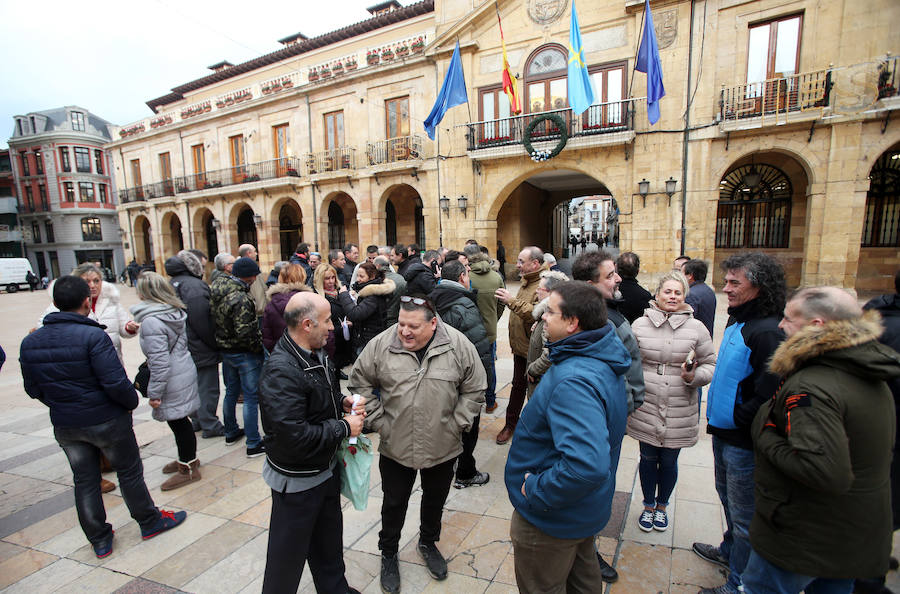 La tercera jornada de huelga en TUA, empresa concesionaria del servicio urbano de autobús de Oviedo, se desarrolla sin incidencias y con el cumplimiento de los servicios mínimos