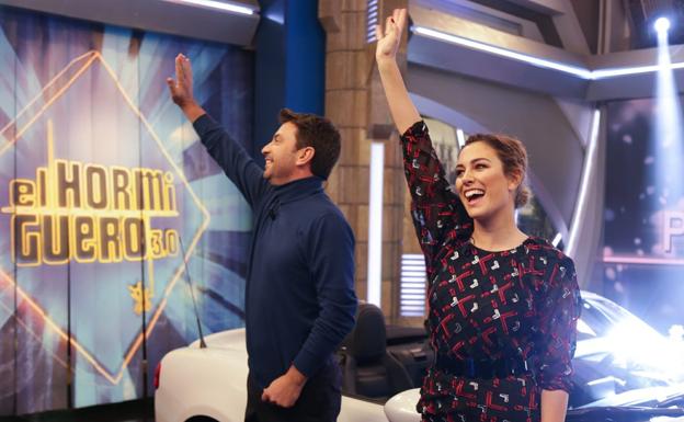 Arturo Valls avergüenza a su mujer en 'El Hormiguero' en presencia de Blanca Suárez