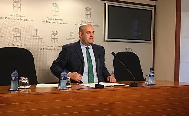 Pedro Leal durante la rueda de prensa de esta mañana.