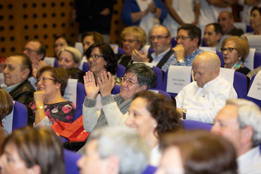 Los homenajeados tenían un espacio reservado en el salón de actos. Disfrutaron de la mañana con intensidad. 