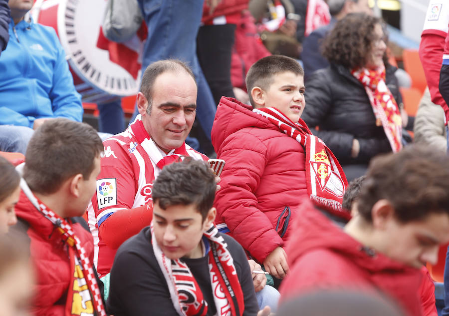 Fotos: ¿Estuviste en el Lugo-Sporting? ¡Búscate!