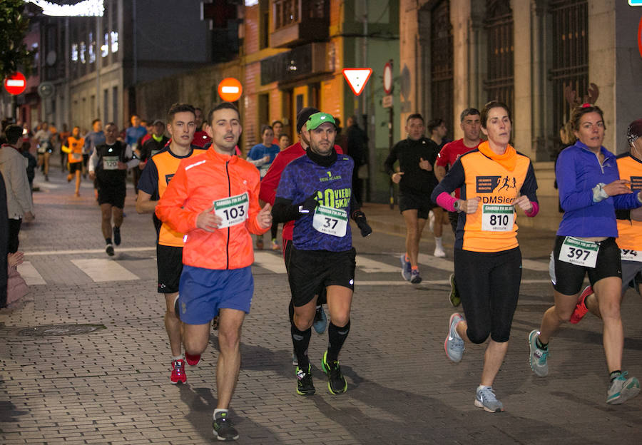 Fotos: ¿Estuviste en la Carrera de Fin de Año de Siero? ¡Búscate!