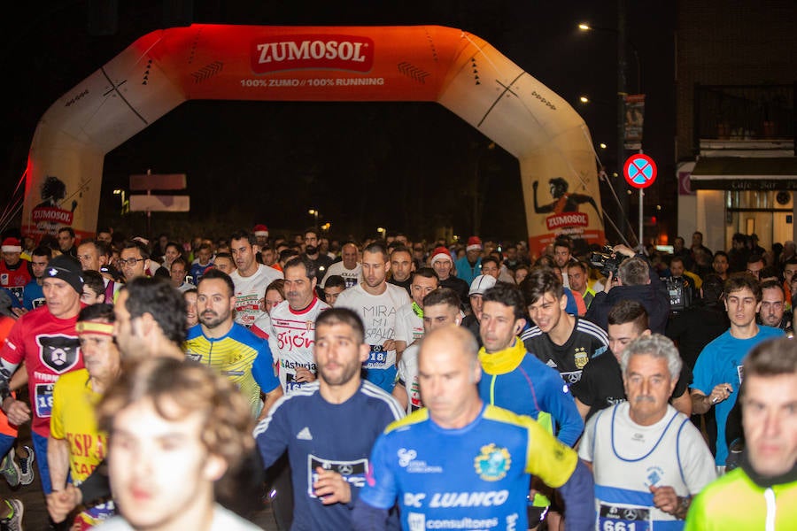 Fotos: ¿Estuviste en la San Silvestre de Avilés? ¡Búscate!