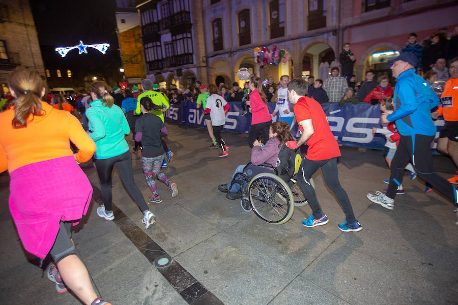 Fotos: ¿Estuviste en la San Silvestre de Avilés? ¡Búscate!