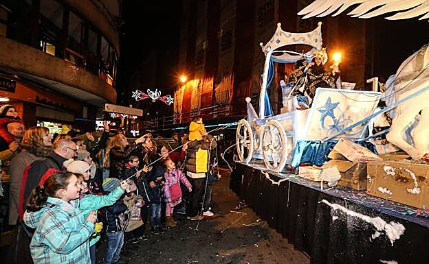 Imagen de archivo de la Cabalgata de Reyes Magos de 2017. 