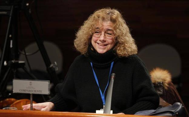 Ana Rosa Gomis, exdirectora del IFES, en la comisión de investigación esta mañana.