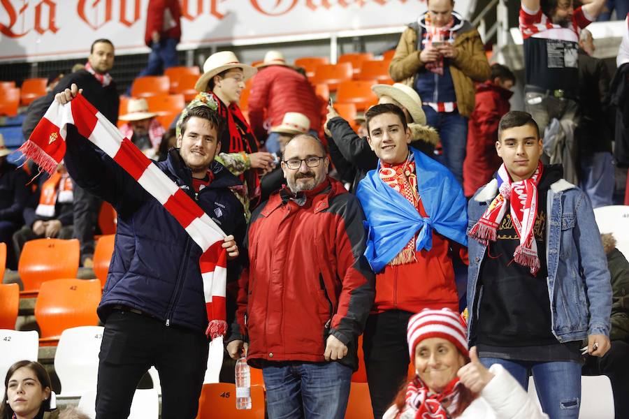 Fotos: ¿Estuviste en el Sporting - Valencia (2-1)? ¡Búscate!