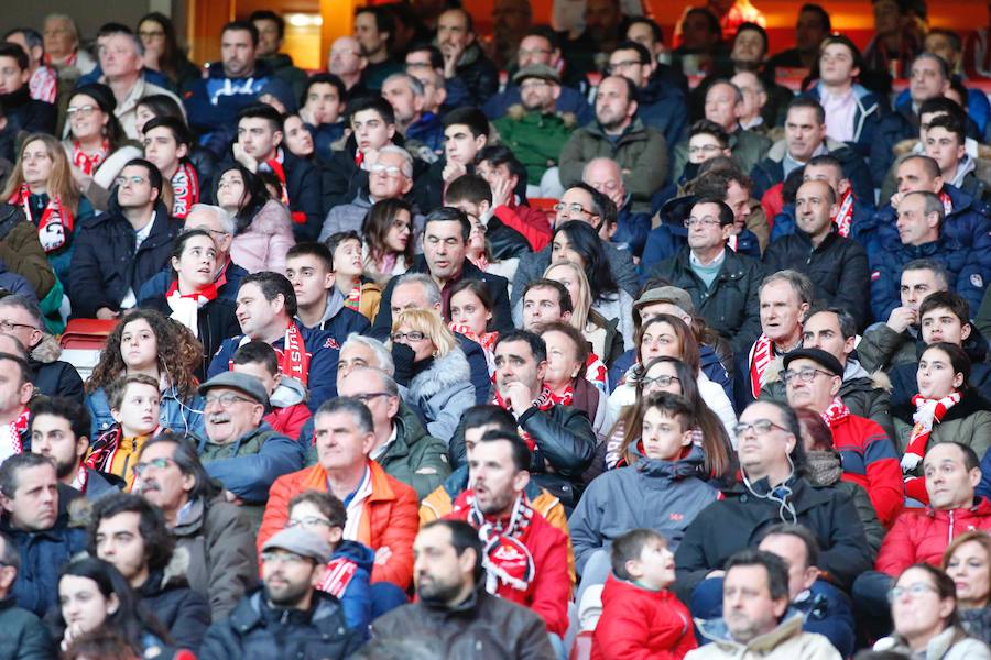 Fotos: ¿Estuviste en el Sporting - Valencia (2-1)? ¡Búscate!