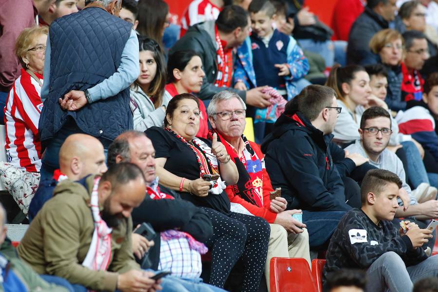 Fotos: ¿Estuviste en el Sporting - Valencia (2-1)? ¡Búscate!