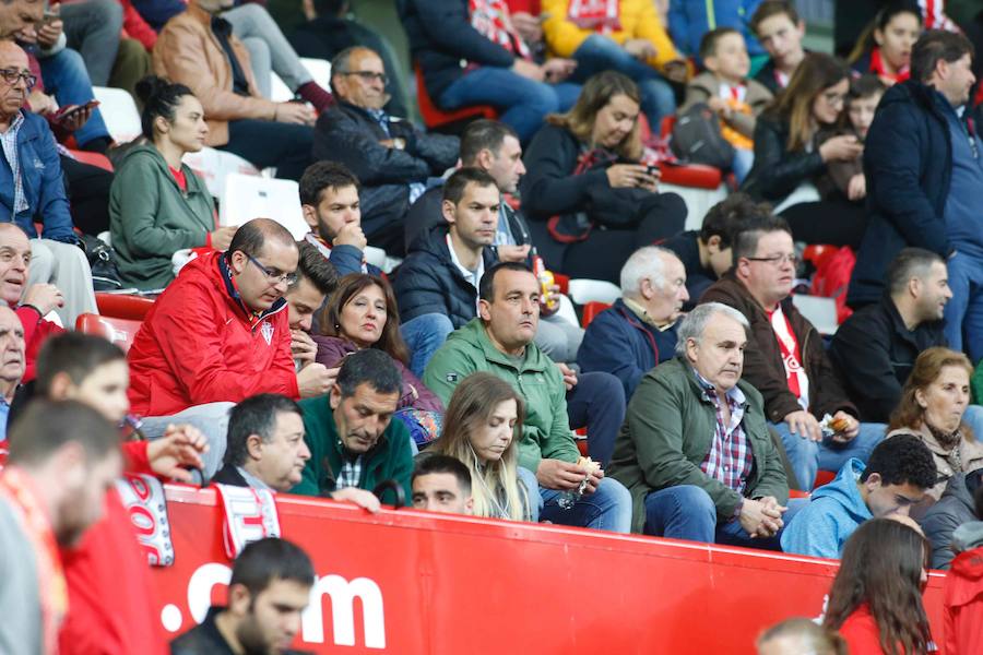 Fotos: ¿Estuviste en el Sporting - Valencia (2-1)? ¡Búscate!