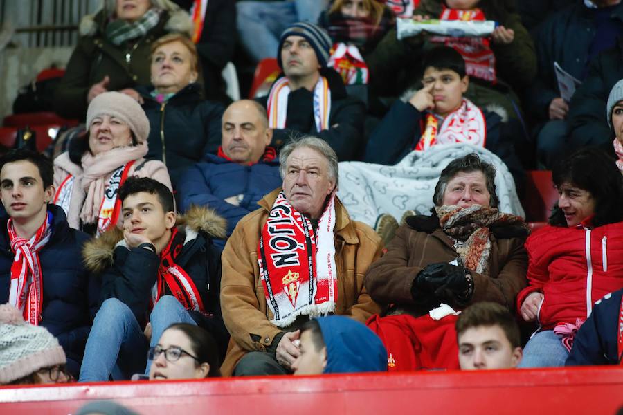 Fotos: ¿Estuviste en el Sporting - Valencia (2-1)? ¡Búscate!