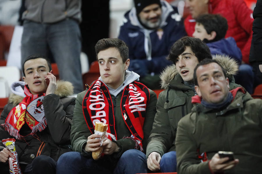 Fotos: ¿Estuviste en el Sporting - Valencia (2-1)? ¡Búscate!